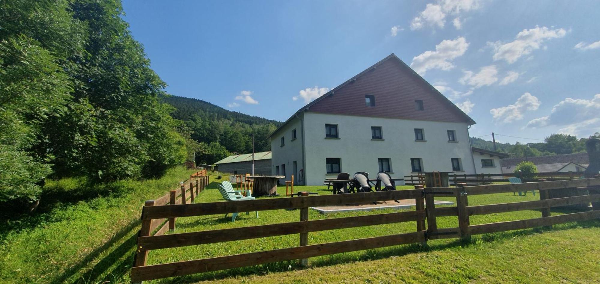 Appart Lievre 4 Etoiles Cornimont Exterior foto